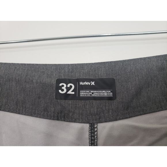 (M5) Hurley Phantom Mens Board Shorts Size 32 Black Gray Striped Swim - Picture 7 of 8